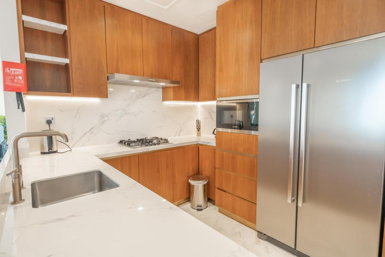 Fam Living - Rp Heights - 3 Mins Walk To Burj Khalifa & Dubai Mall Downtown Дубай Экстерьер фото