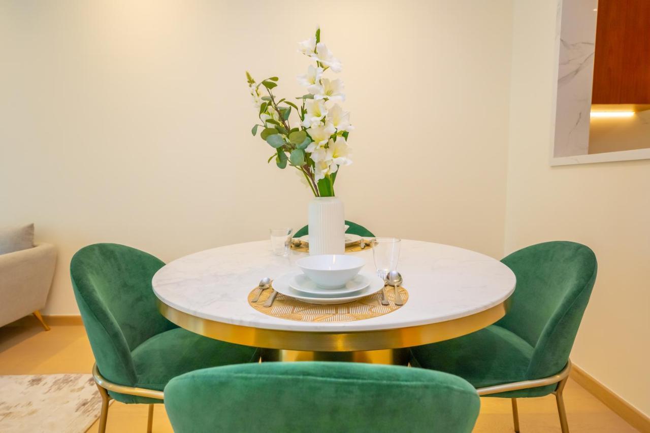 Fam Living - Rp Heights - 3 Mins Walk To Burj Khalifa & Dubai Mall Downtown Дубай Экстерьер фото