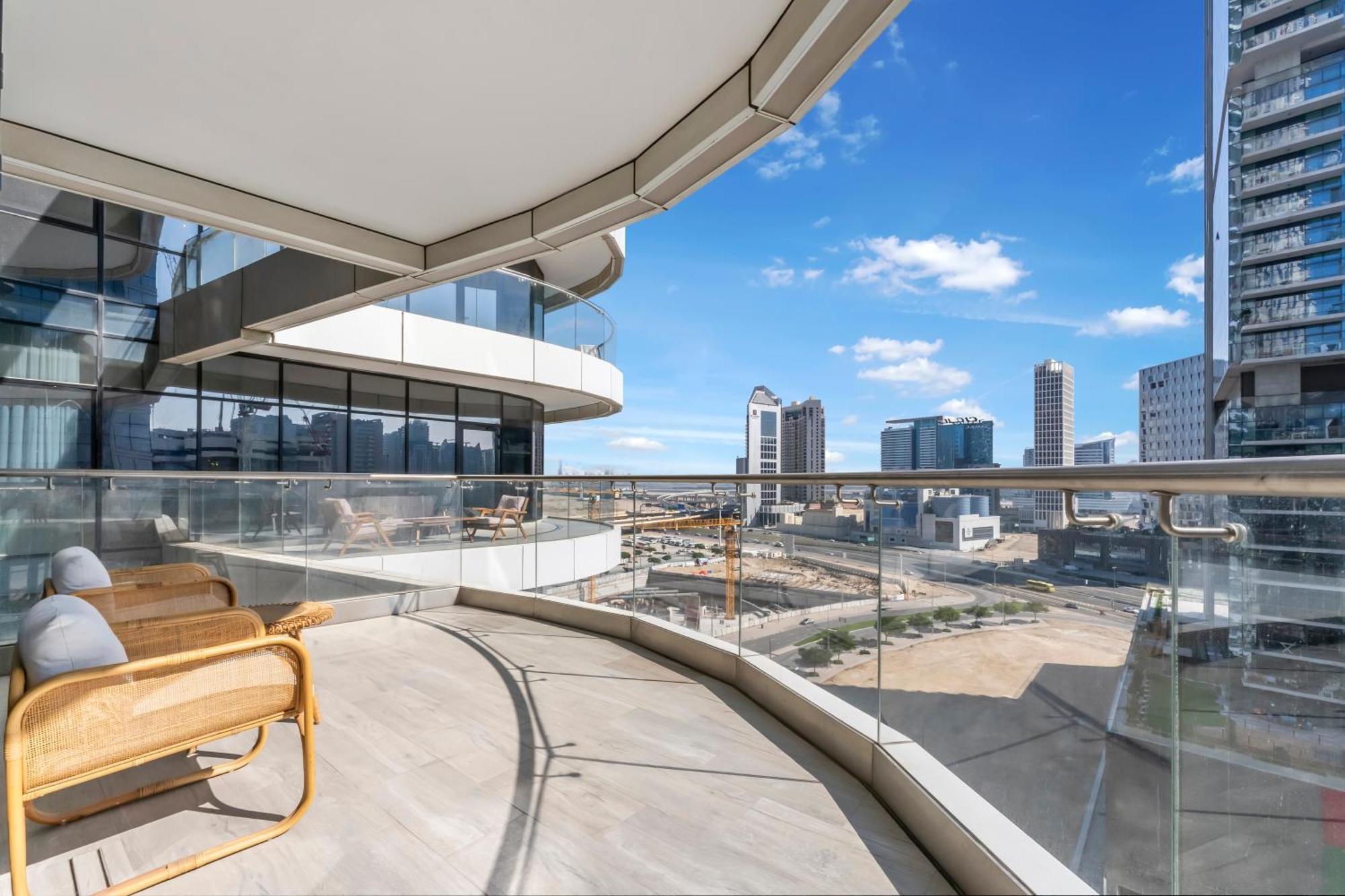 Fam Living - Rp Heights - 3 Mins Walk To Burj Khalifa & Dubai Mall Downtown Дубай Экстерьер фото
